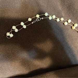 Othr Elegant Gold Necklace with Cream Pearls